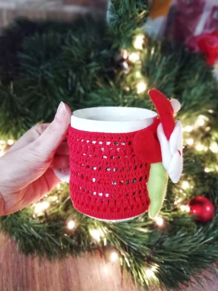 Новогодишна чаша со плетена обвивка